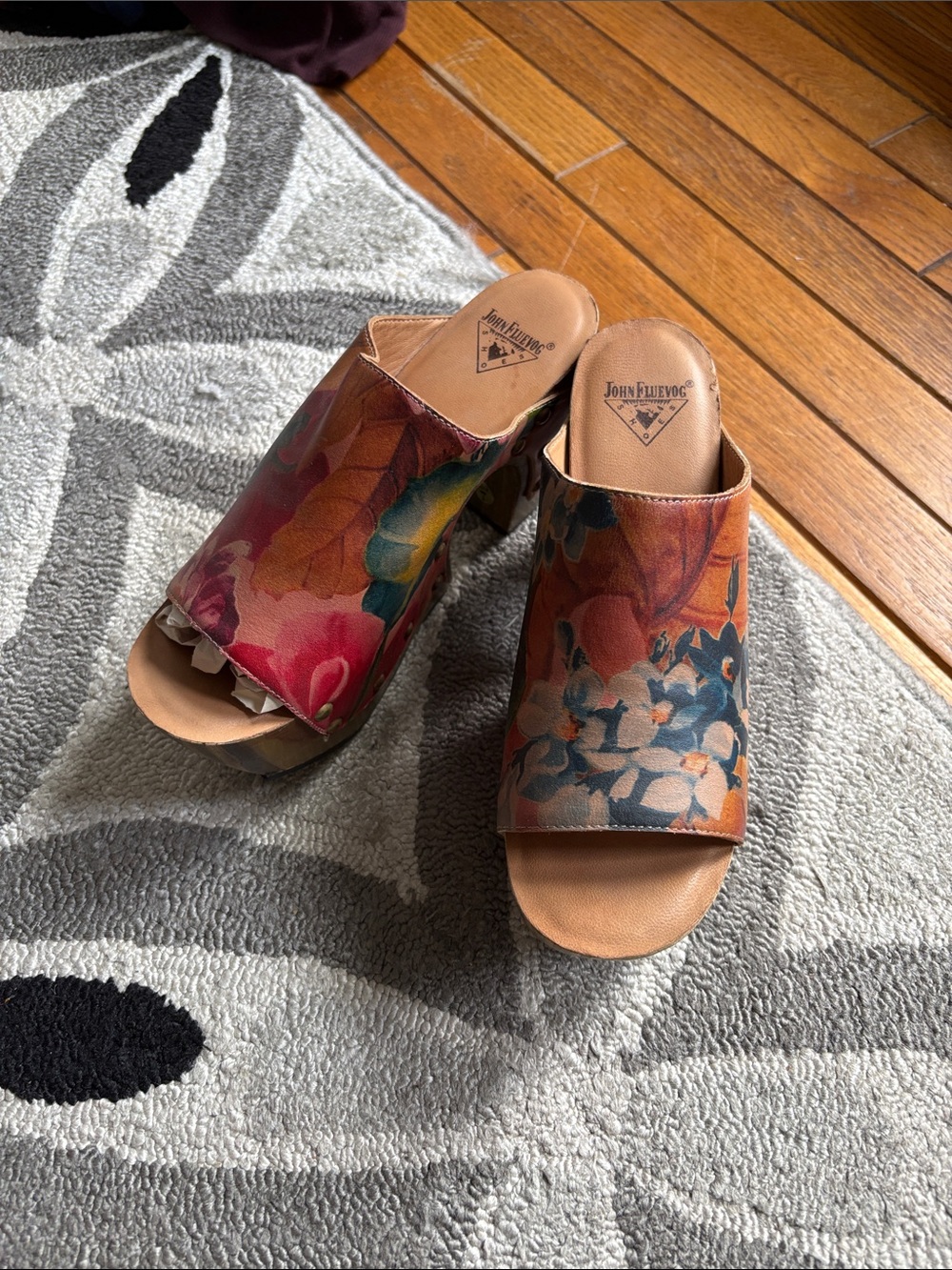 John Fluevog Halfmoon Multicolor Floral Leather Slide Clogs Pristine condition